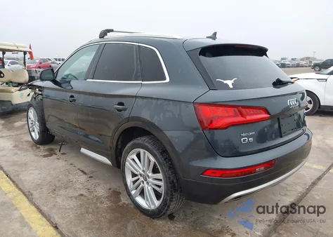 2018 Audi Q5 2.0T Premium/2.0T Tech Premium z USA, uszkodzony, nr VIN WA1BNAFY5J2133219